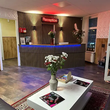 Flex-inn Hotel 2*